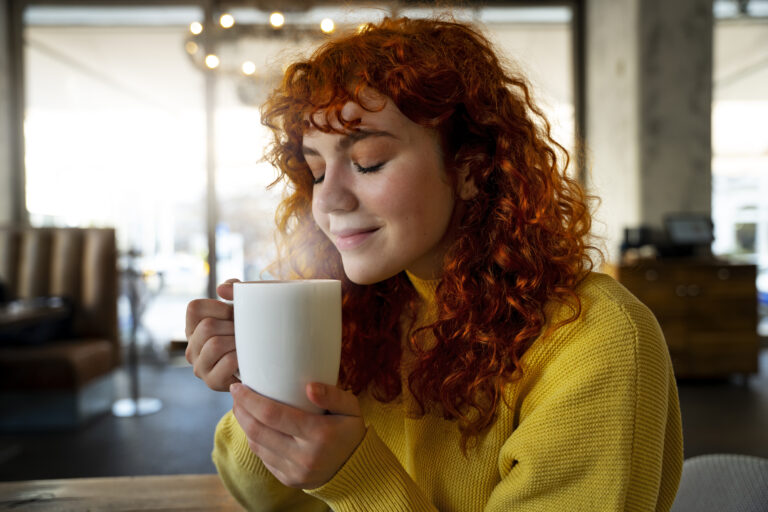 Tomar menos café ajuda a ter mais sonhos