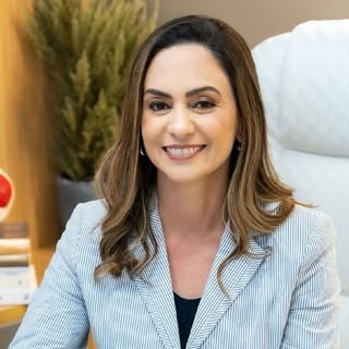 Foto de perfil de Dra Thays Crosara Abrahão Cunha